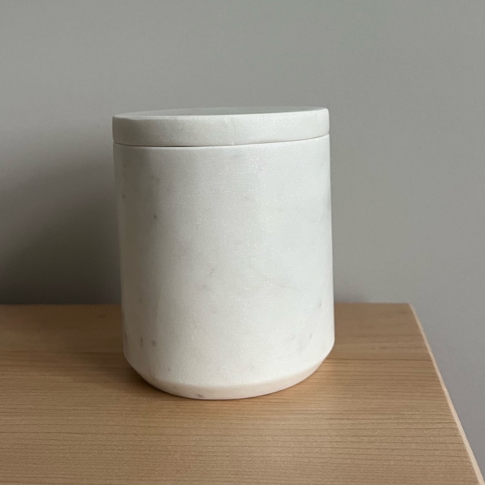 BNWT Indigo Marble Canister with lid